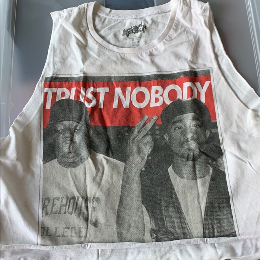 Graphic Tank